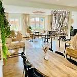 Domaine De La Sauge Hotel