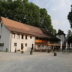 Domaine De La Sauge