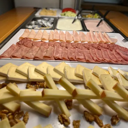 Hotel Domaine De La Sauge 3*