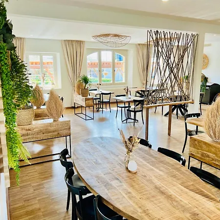 Domaine De La Sauge Hotel