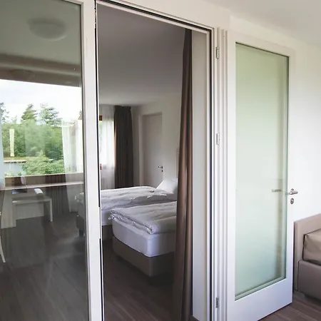 Hotel Domaine De La Sauge 3*