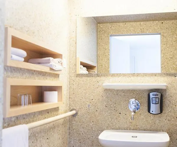 Hotel Domaine De La Sauge 3*