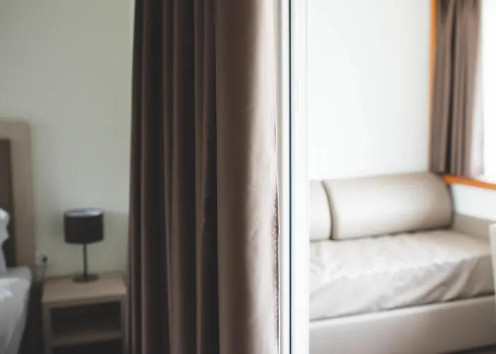 Domaine De La Sauge 3* 屈德勒凡