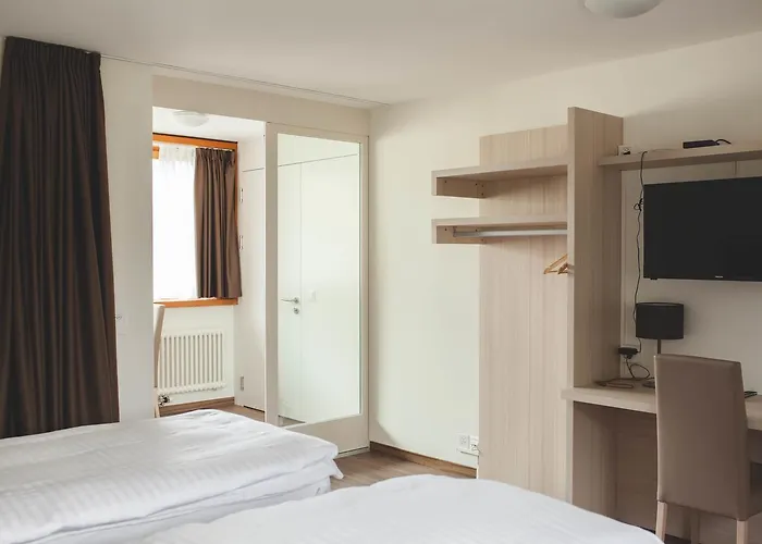 Отель Domaine De La Sauge 3*