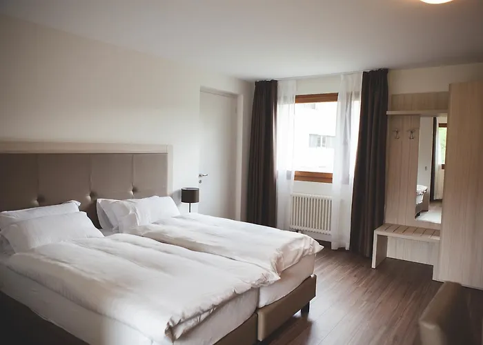 Отель Domaine De La Sauge 3*